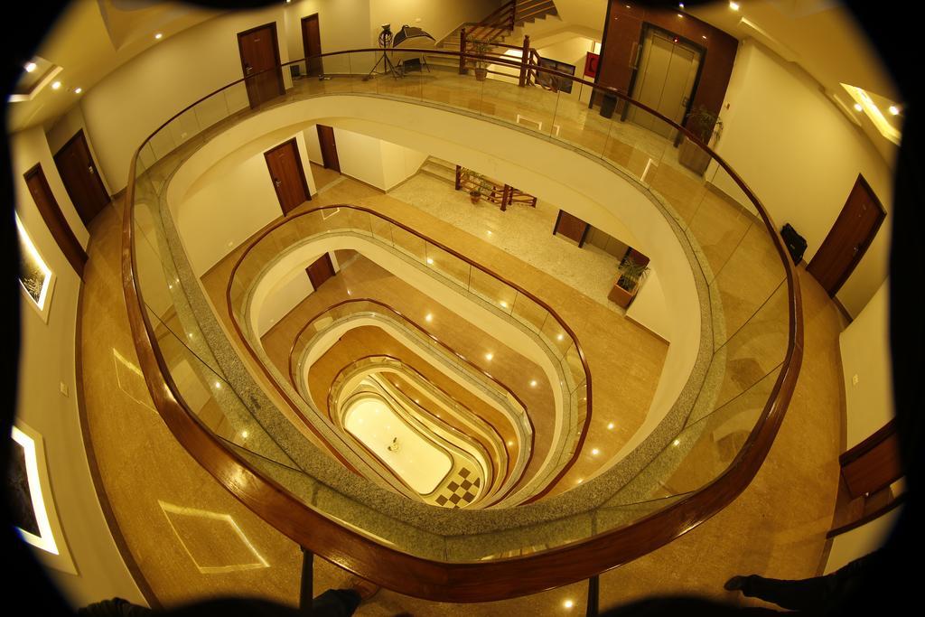 Hotel Arts Катманду Екстериор снимка