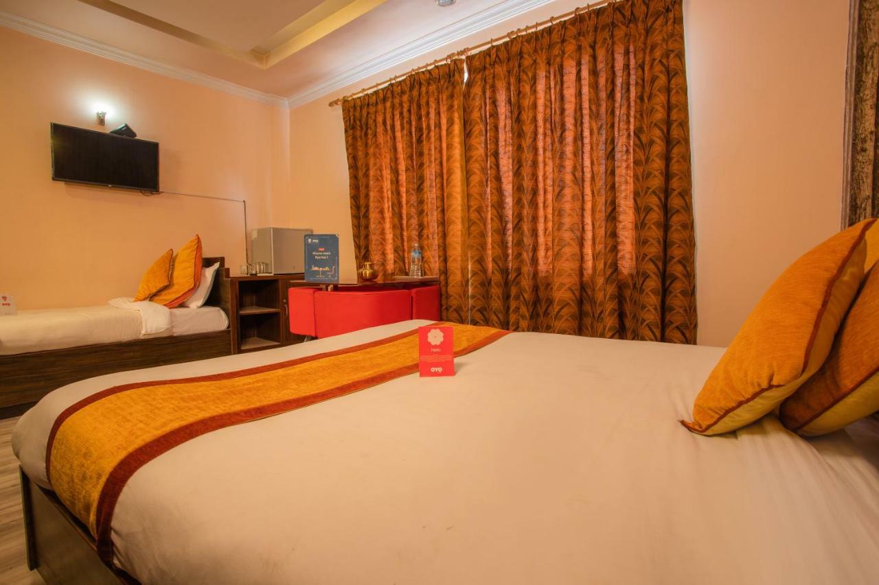 Hotel Arts Катманду Екстериор снимка